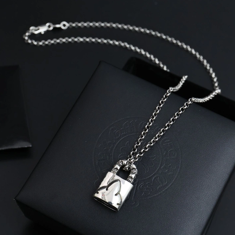 Sophisticated Chrxmx Hxxrts Necklaces 297898