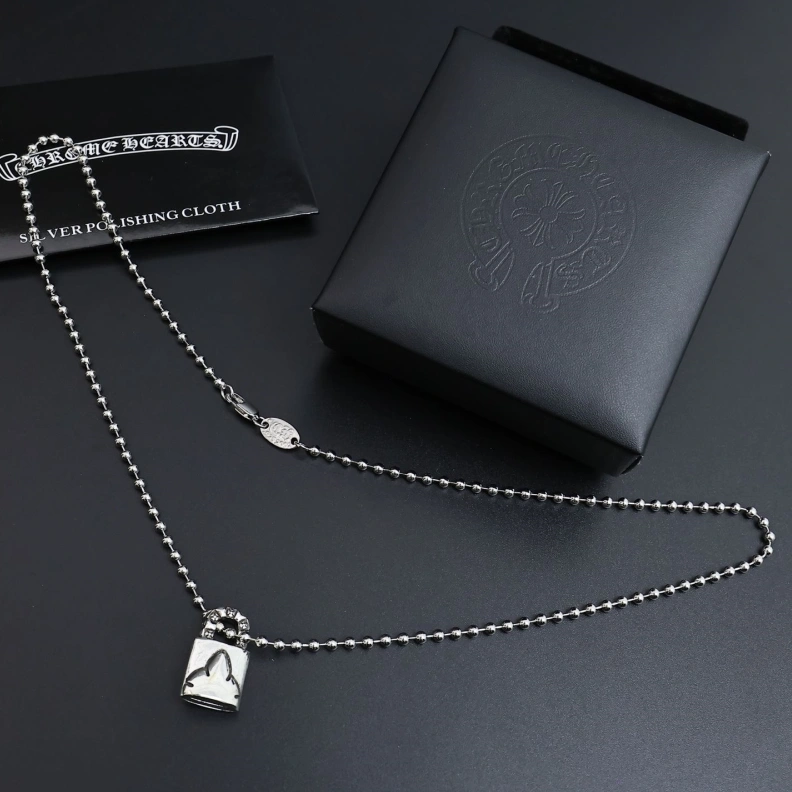 Sophisticated Chrxmx Hxxrts Necklaces 297898