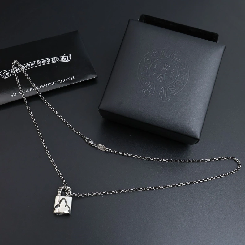 Sophisticated Chrxmx Hxxrts Necklaces 297898
