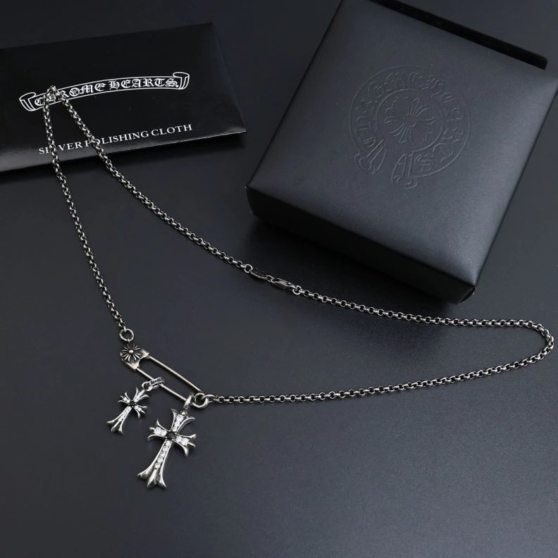 ModernLook Chrxmx Hxxrts Necklaces 297893