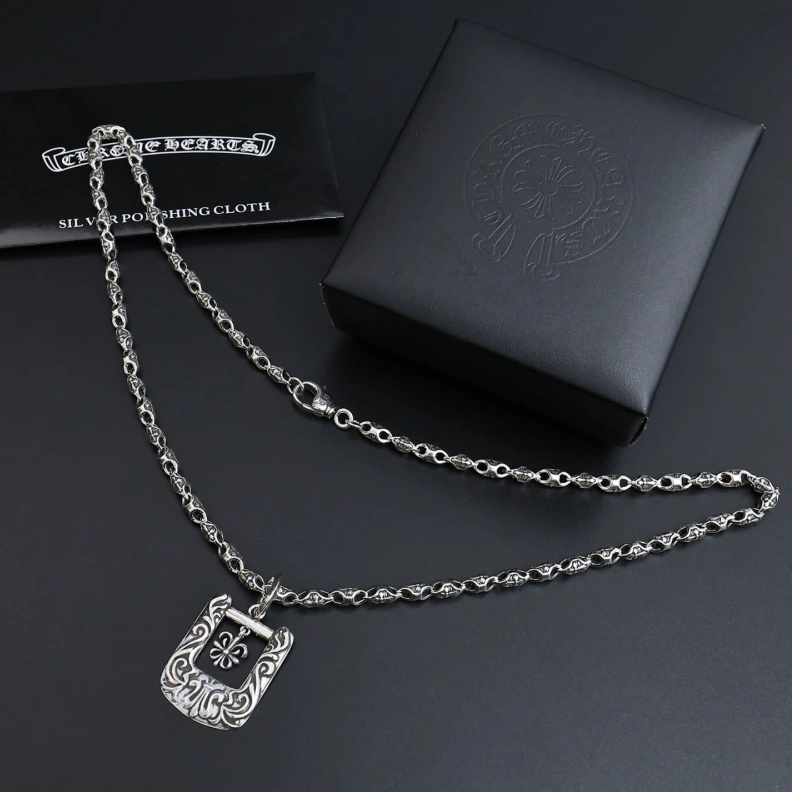 GoAnywhere Chrxmx Hxxrts Necklaces 297889