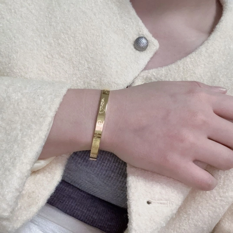 HighQuality Cxrtxer Bracelets 283163