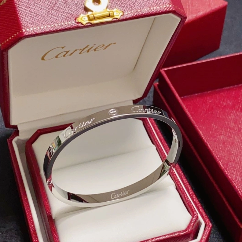 HighQuality Cxrtxer Bracelets 283163