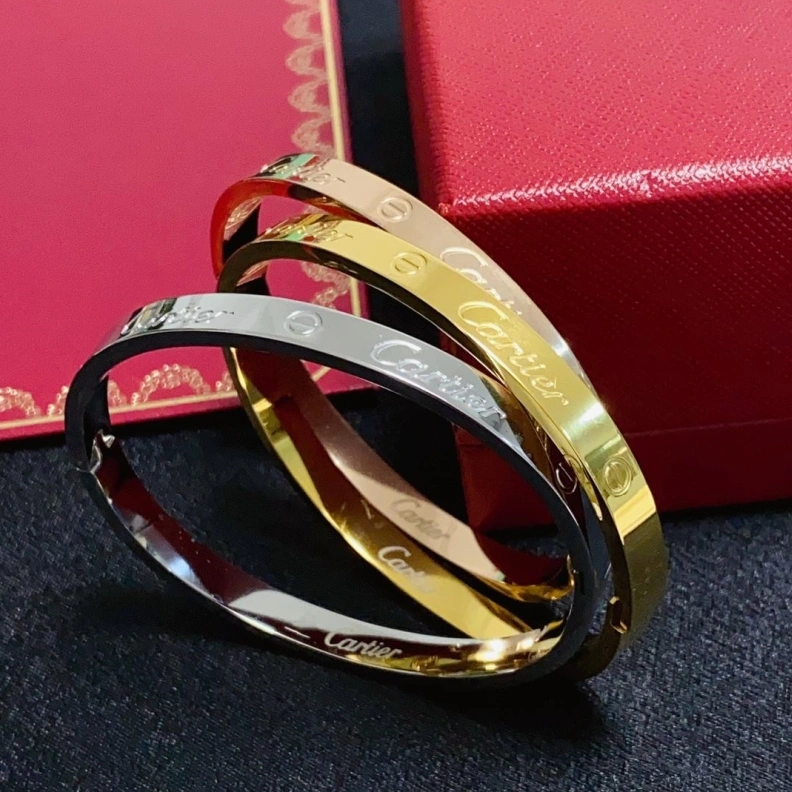 HighQuality Cxrtxer Bracelets 283163