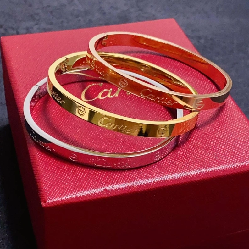 HighQuality Cxrtxer Bracelets 283163