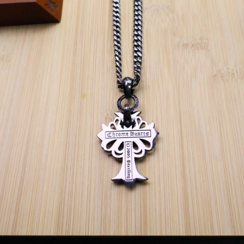 Comfortable Chrxmx Hxxrts Necklaces 296109