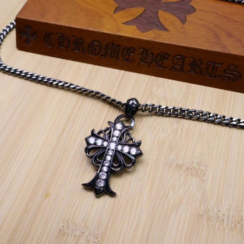 Comfortable Chrxmx Hxxrts Necklaces 296109