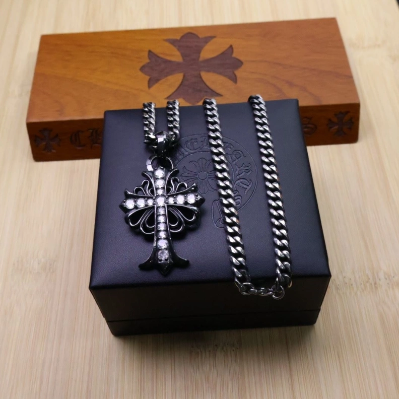 Comfortable Chrxmx Hxxrts Necklaces 296109