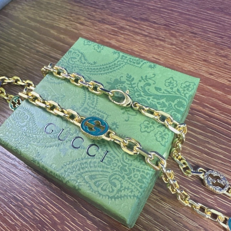 Gxccx Necklaces Affordable 302087