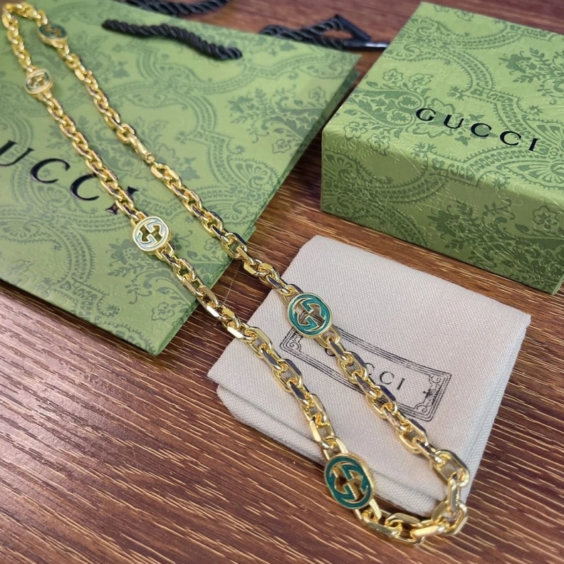 Gxccx Necklaces Affordable 302087