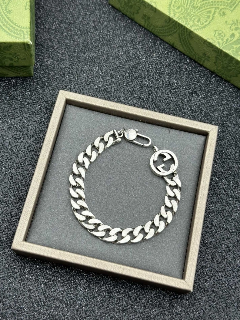 Sophisticated Gxccx Bracelets 302358