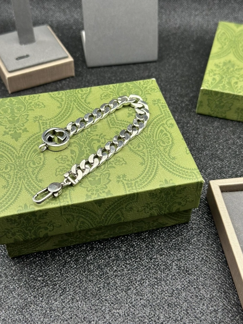 Sophisticated Gxccx Bracelets 302358
