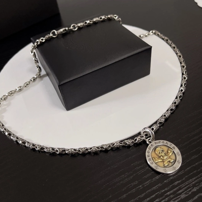 UrbanStyle Chrxmx Hxxrts Necklaces 296096