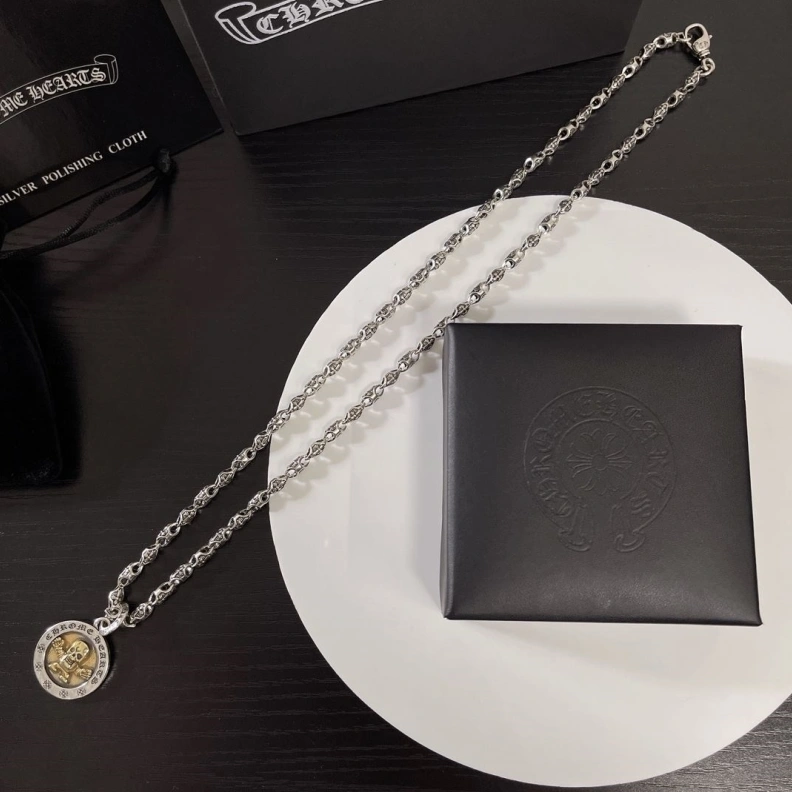 UrbanStyle Chrxmx Hxxrts Necklaces 296096