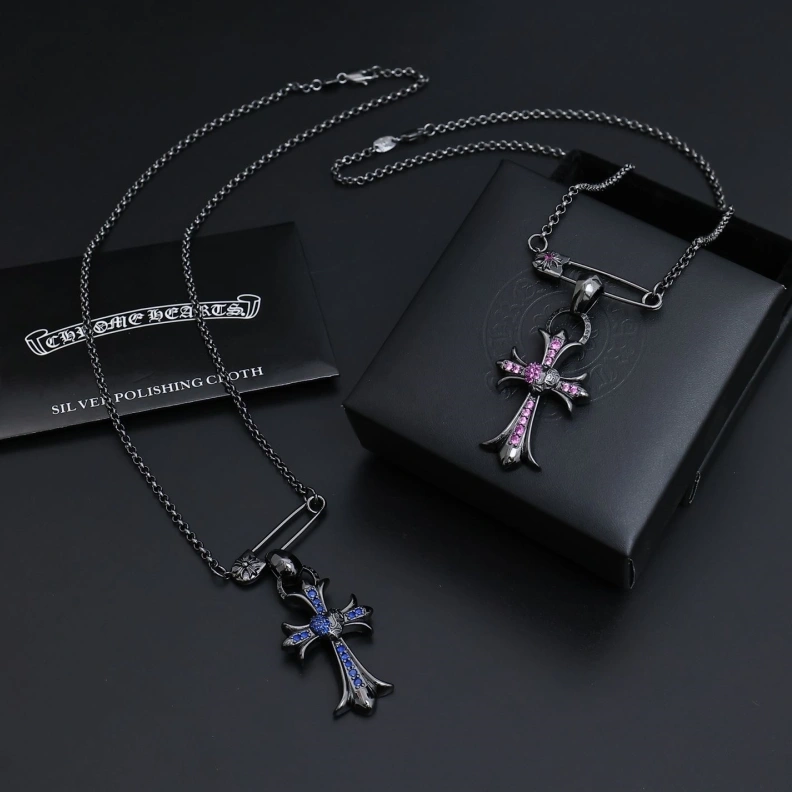 Chrxmx Hxxrts Necklaces Refined 296081