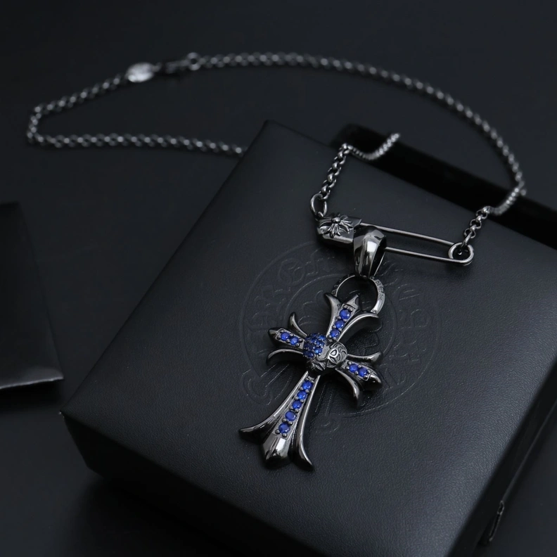 Chrxmx Hxxrts Necklaces Refined 296081