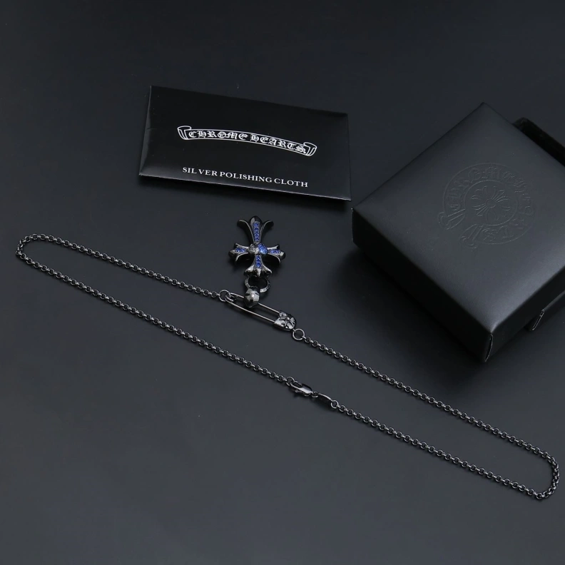 Chrxmx Hxxrts Necklaces Refined 296081