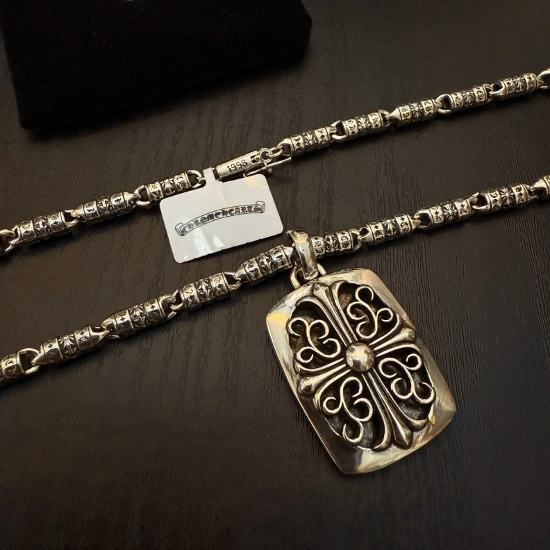 Chrxmx Hxxrts Necklaces Comfortable 296085
