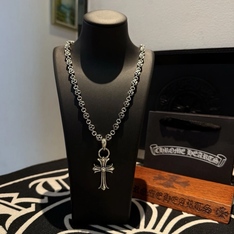 Chrxmx Hxxrts Necklaces GoAnywhere 296073