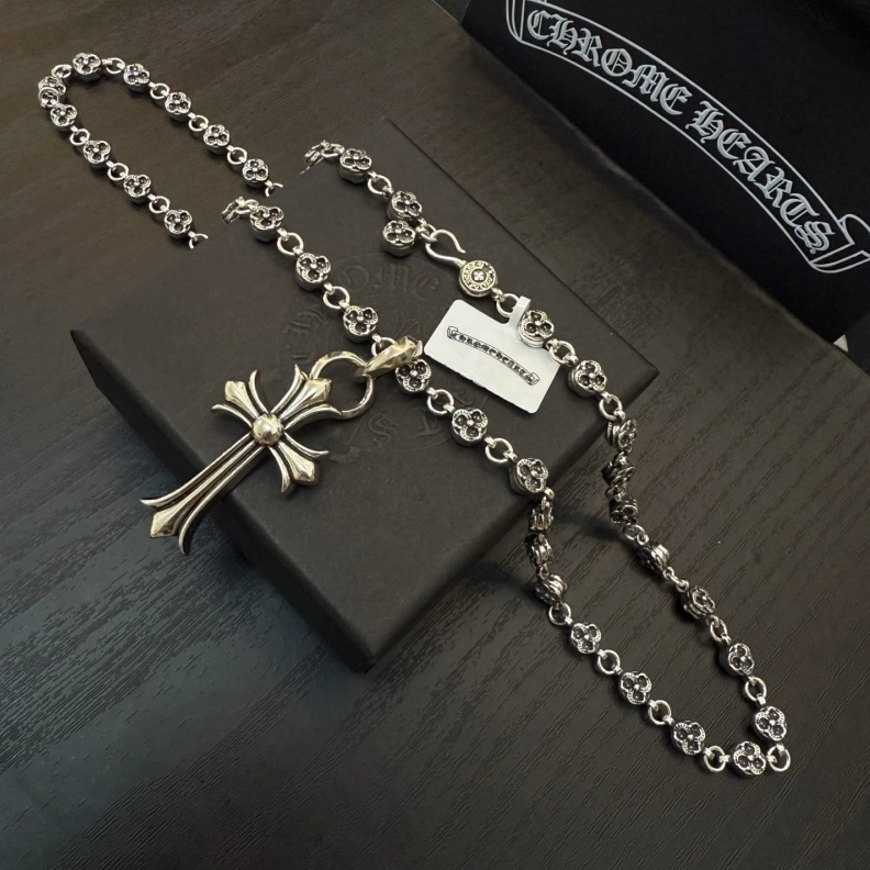 Chrxmx Hxxrts Necklaces GoAnywhere 296073