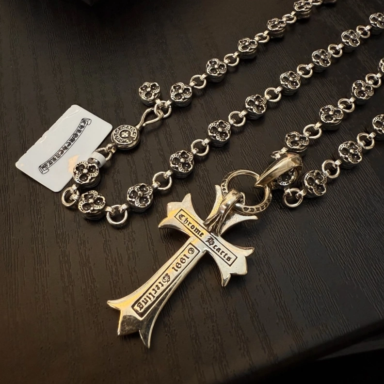 Chrxmx Hxxrts Necklaces GoAnywhere 296073