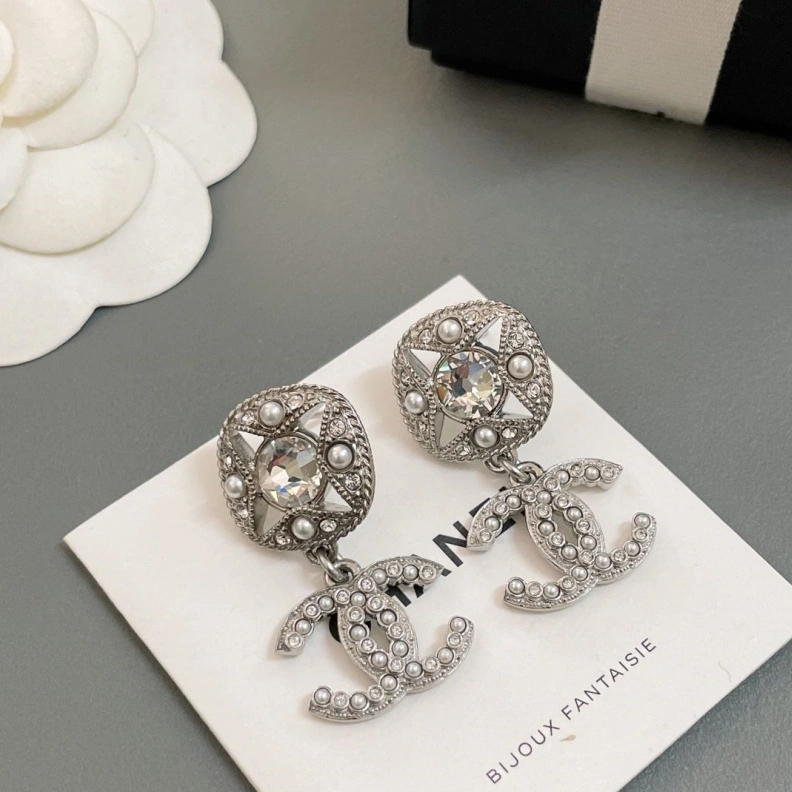 Resilient Chxnxl Earrings 284411