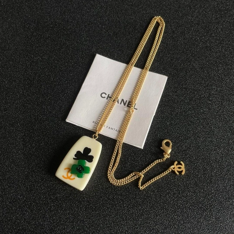 Popular Chxnxl Necklaces 285000