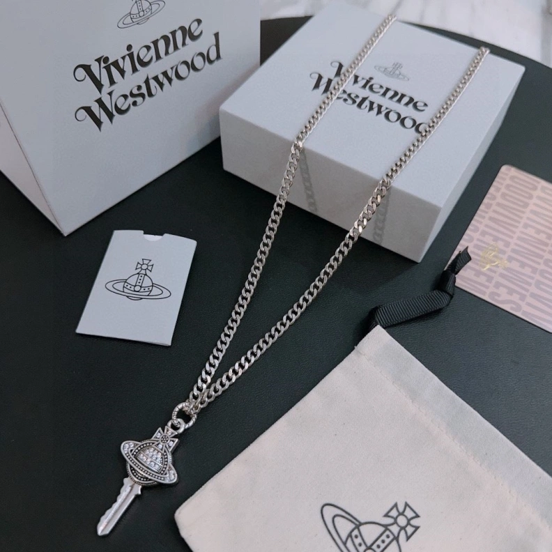 Modern VIVENNE WESTWOOD 312635