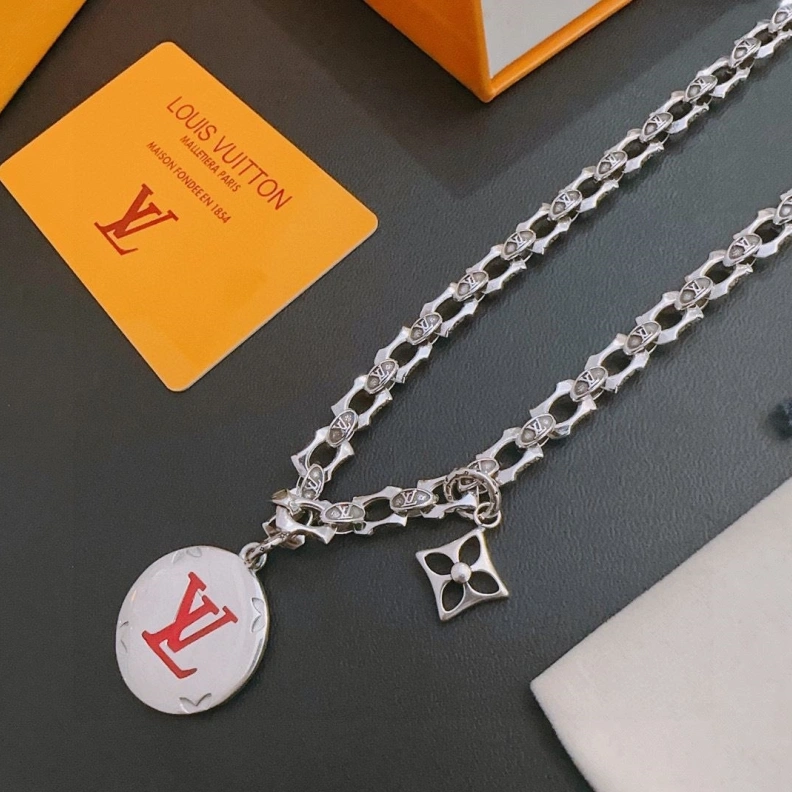 LX Necklaces WellDesigned 308535