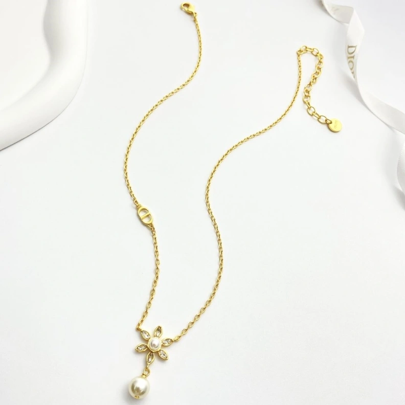Christian Dxxr Necklaces Breathable 293759