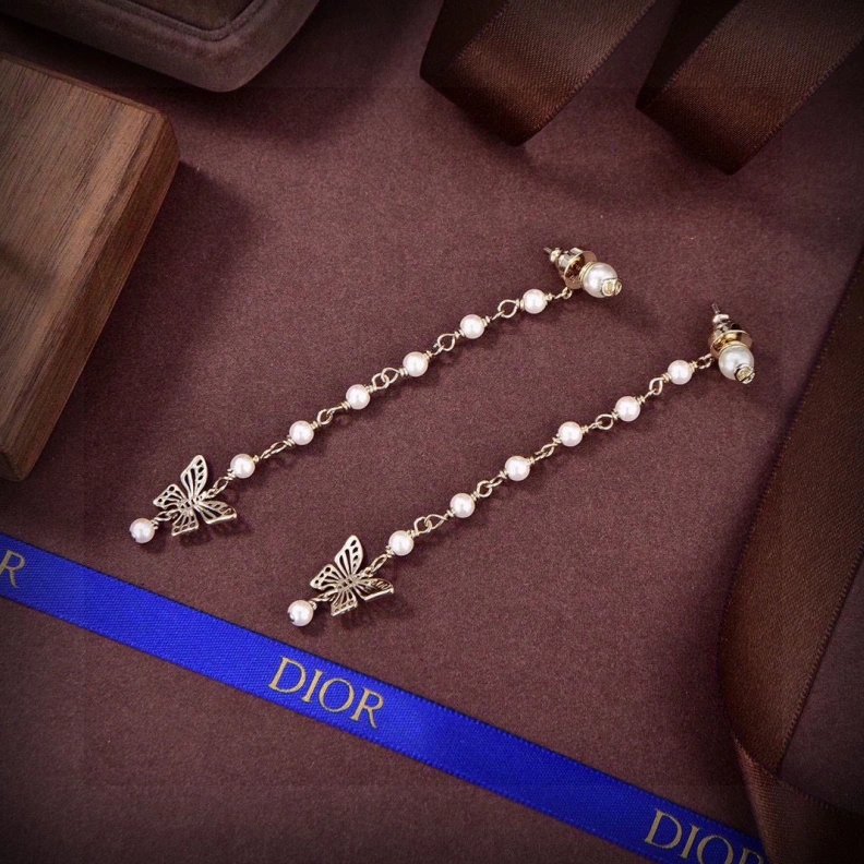 Soft Christian Dxxr Earrings 293928