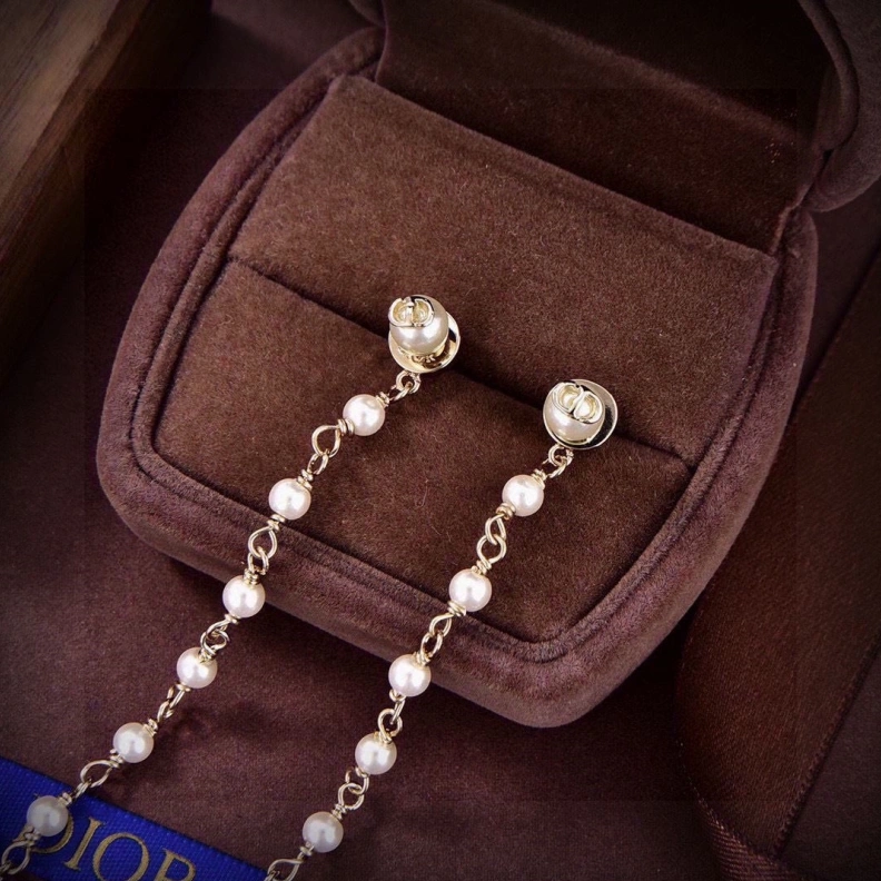 Soft Christian Dxxr Earrings 293928