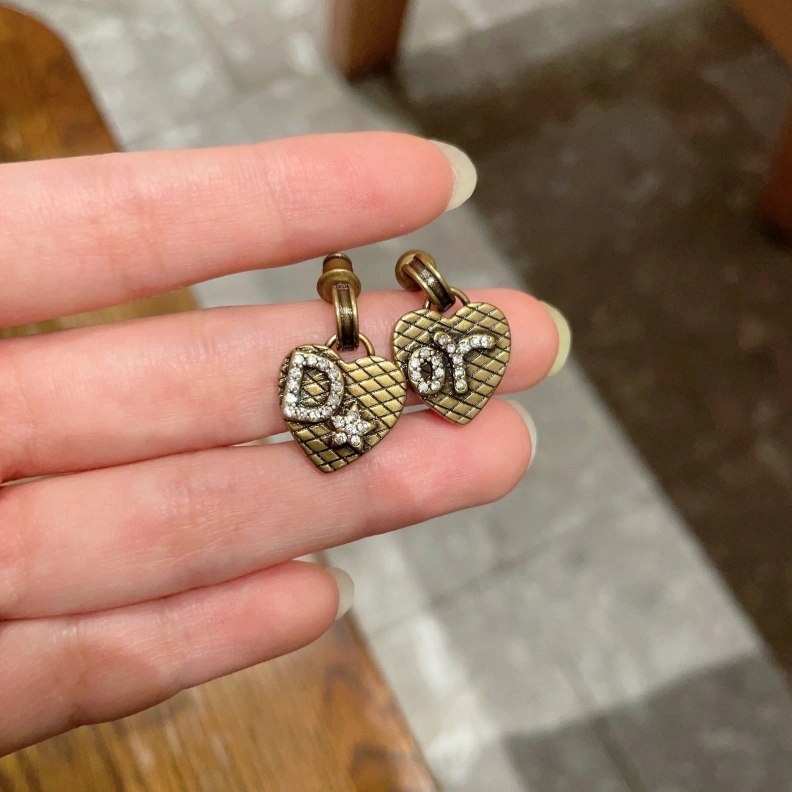 Christian Dxxr Earrings Trendy 293918