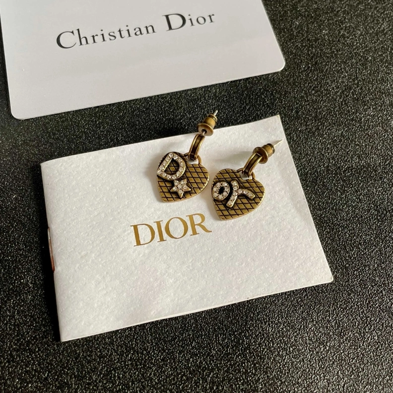 Christian Dxxr Earrings Trendy 293918