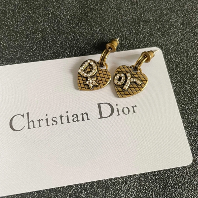 Christian Dxxr Earrings Trendy 293918