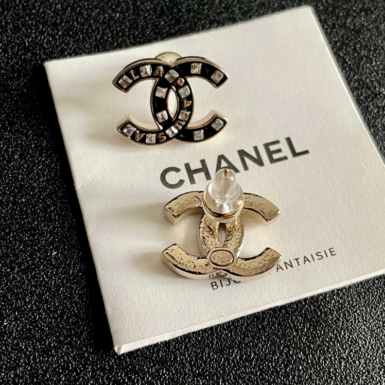 Soft Chxnxl Earrings 284387