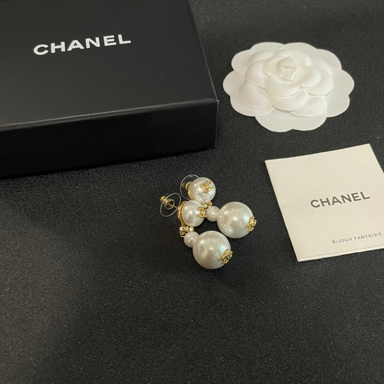 Chxnxl Earrings Trendsetting 284385