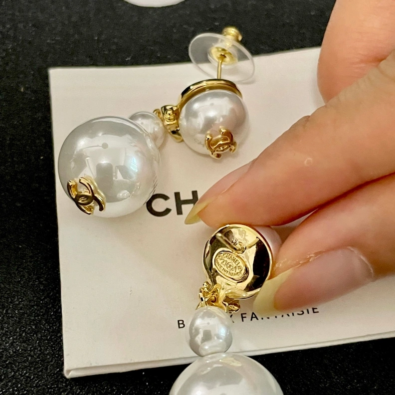 Chxnxl Earrings Trendsetting 284385