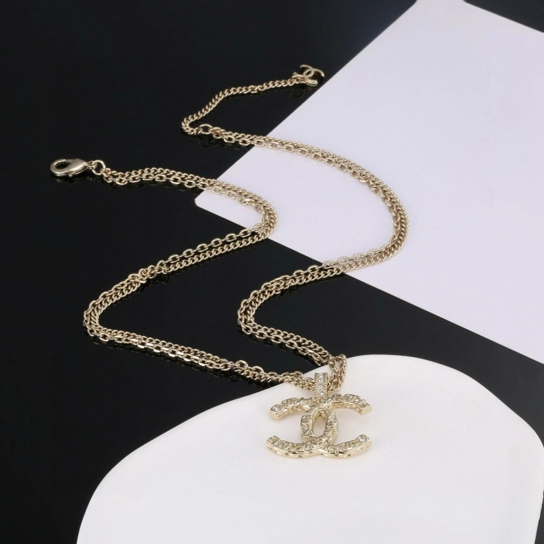 UrbanStyle Chxnxl Necklaces 284980