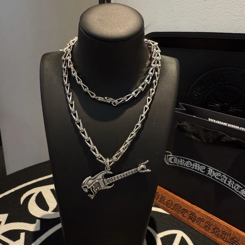 Chrxmx Hxxrts Necklaces GoodFit 297885