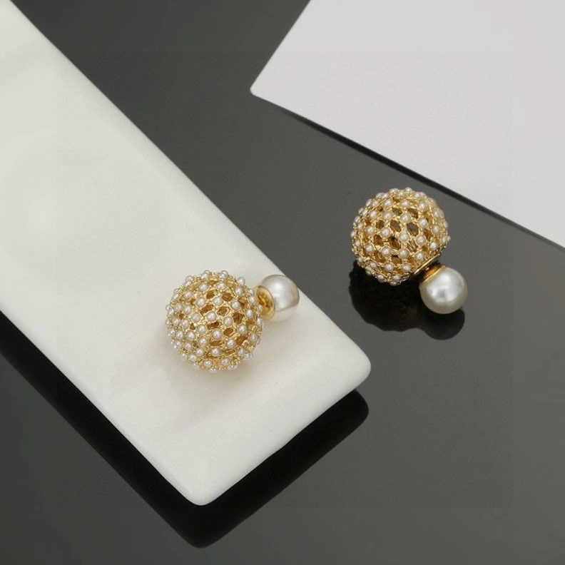Christian Dxxr Earrings Functional 293909