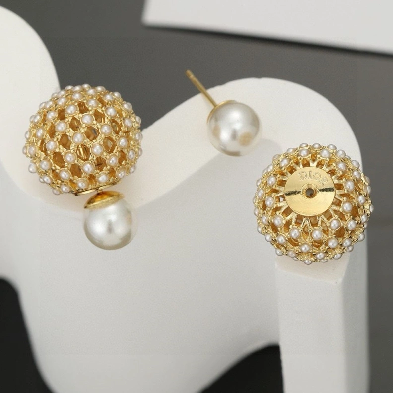 Christian Dxxr Earrings Functional 293909