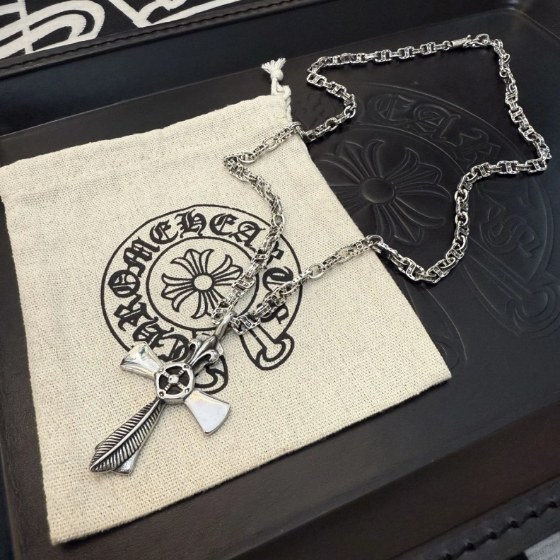 Chrxmx Hxxrts Necklaces Compact 297886