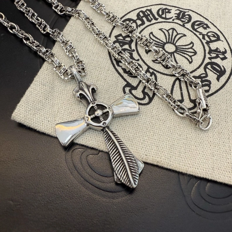 Chrxmx Hxxrts Necklaces Compact 297886