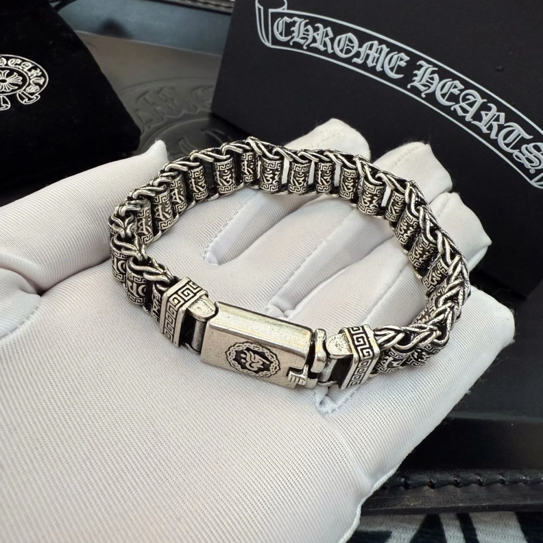 EyeCatching Chrxmx Hxxrts Bracelets 298262
