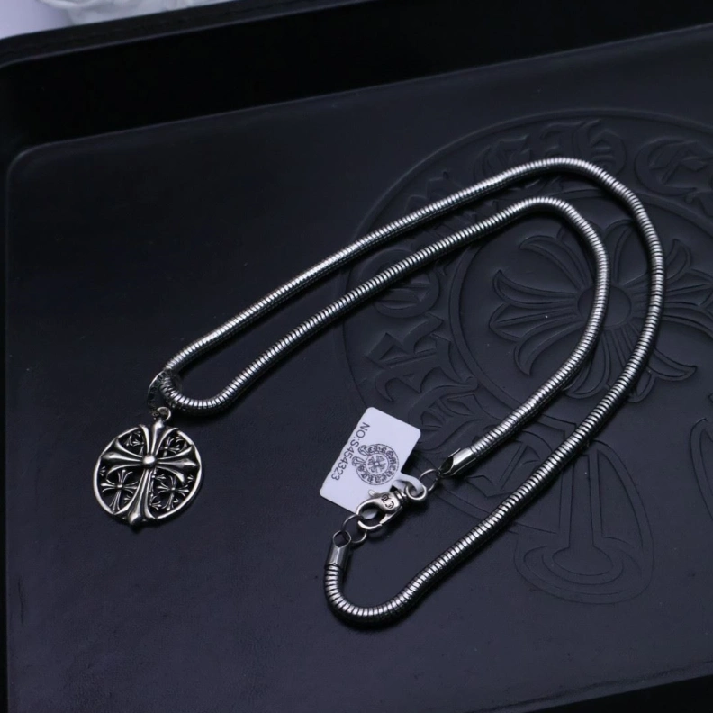 Lightweight Chrxmx Hxxrts Necklaces 296075