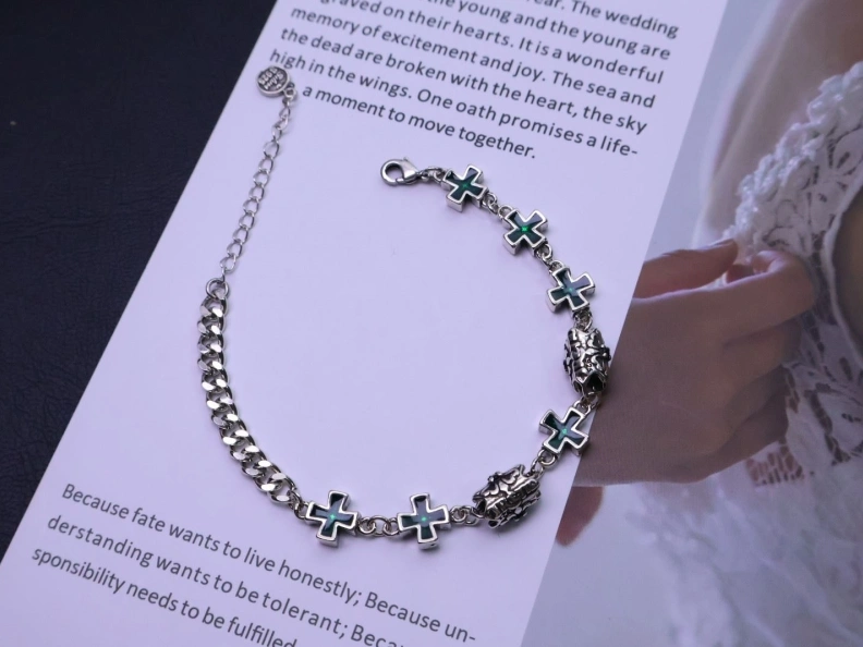 Resilient Chrxmx Hxxrts Bracelets 296552