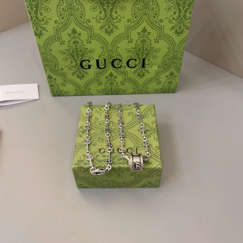 Stylish Gxccx Necklaces 302085