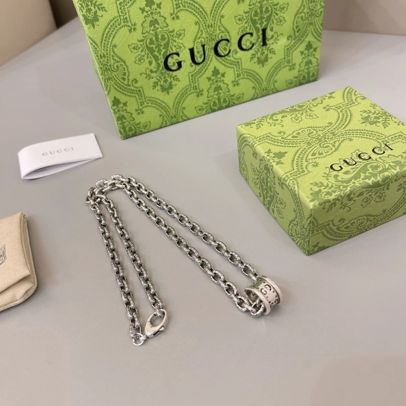 Elegant Gxccx Necklaces 302071