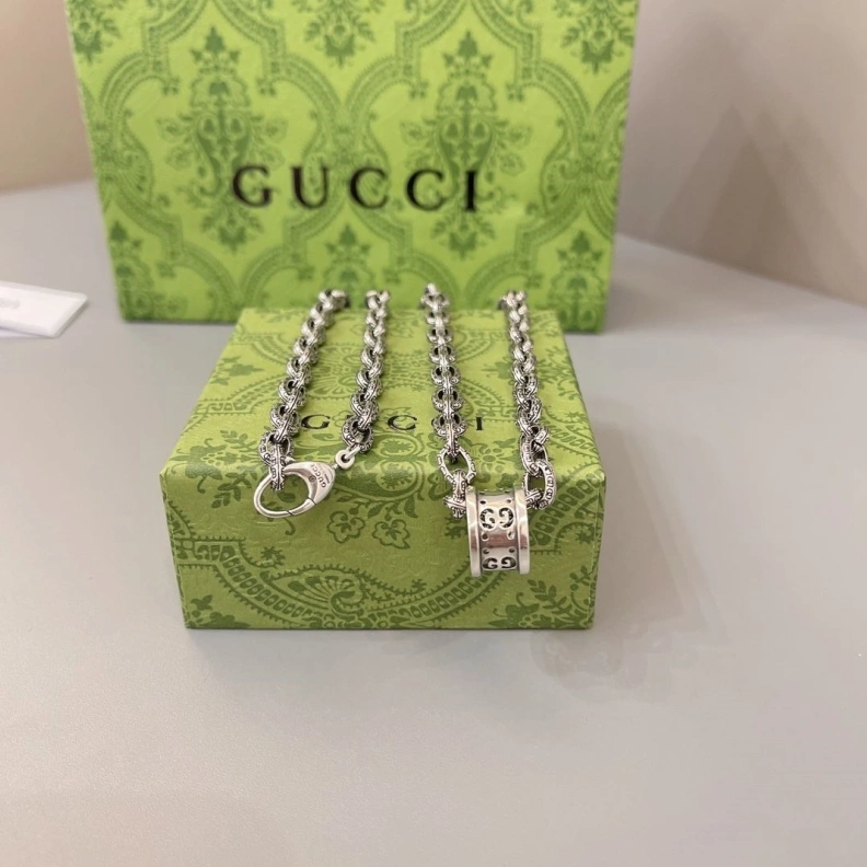Elegant Gxccx Necklaces 302071